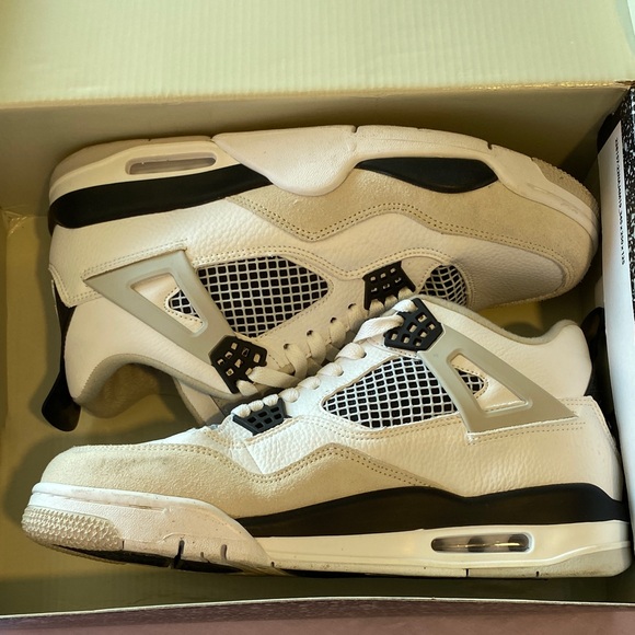 Jordan Men's White and Black Sneakers - Picture 2 of 11